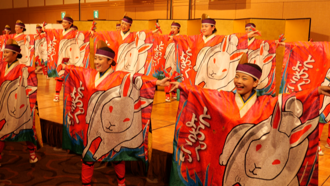 とらっくよさこい（ちふれ）①.png